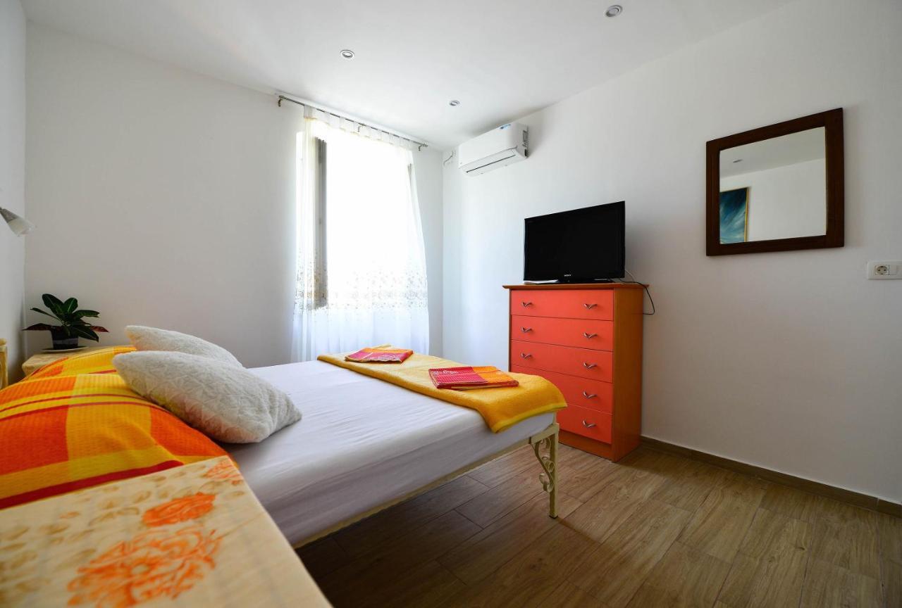 Apartments Bulovic In The Very Center Of Split Bagian luar foto