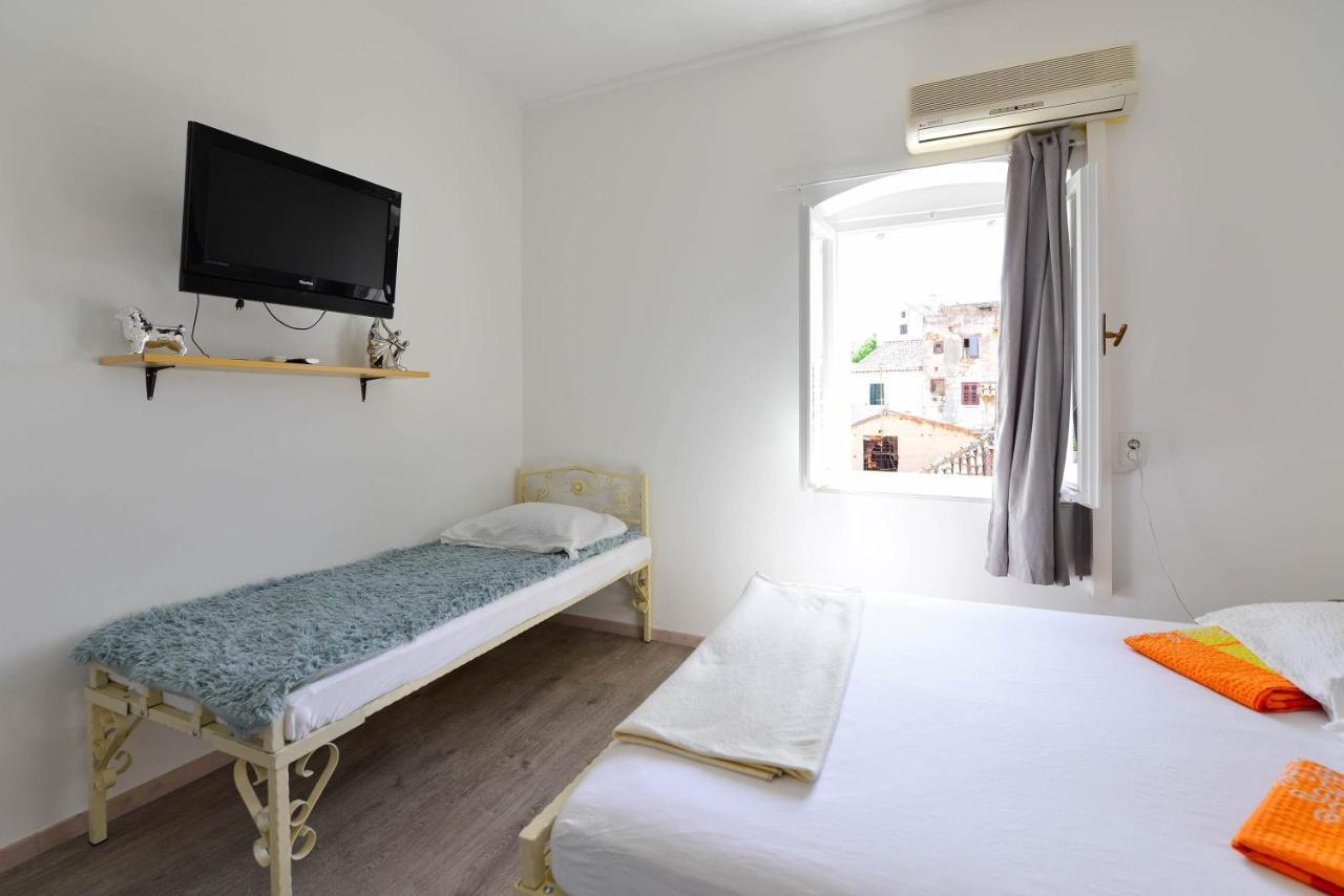 Apartments Bulovic In The Very Center Of Split Bagian luar foto